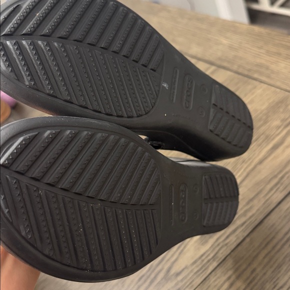 Crocs - Picture 2 of 2